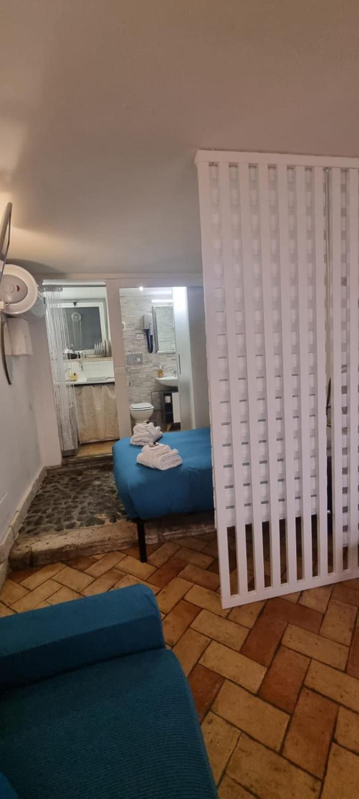 Domus Next Campo De'Fiori With Thermal Shower Rome Extérieur photo